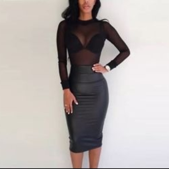 Black Sexy Sheer top - Picture 2 of 2